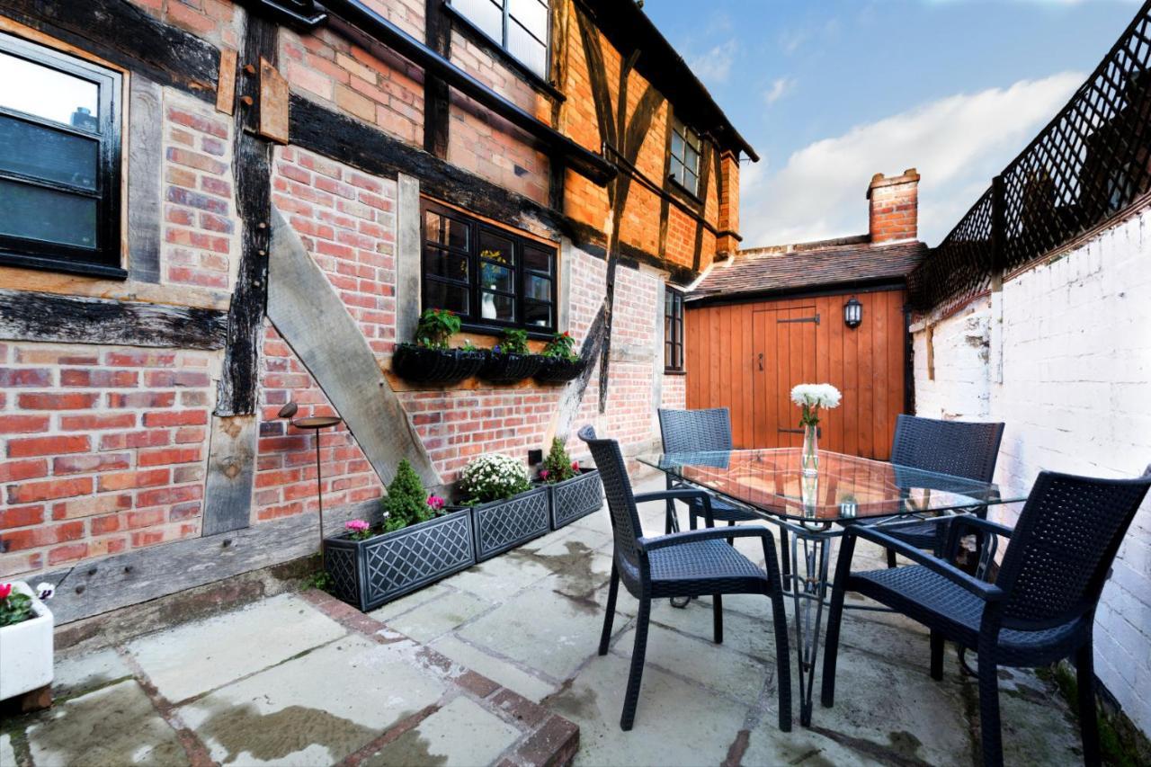 "Wesley House" Historic Home In Town Centre With Parking Shrewsbury Bagian luar foto